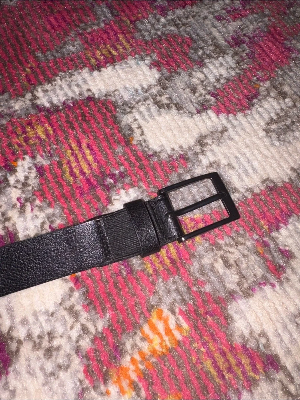Women’s black Leather Belt - has stretch
